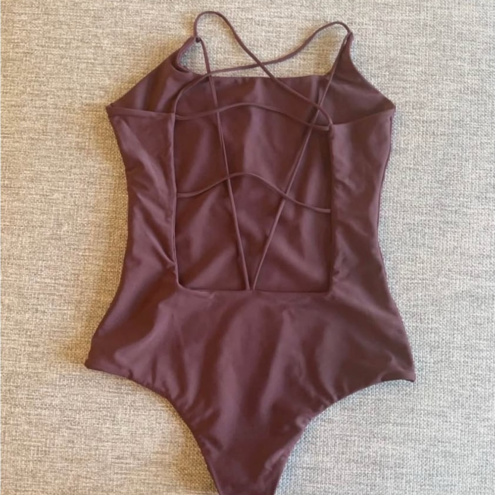 Mikoh Swimsuit - Picture 3 of 6